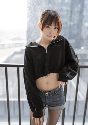 欧美群伦性之夜性派对_高清神马在线观看