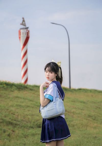 女人一看就湿的爽文_全集神马影院