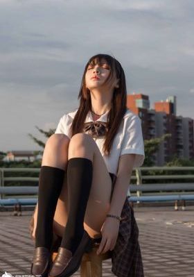 年轻漂亮的继母_日韩手机在线观看